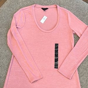 Long sleeve t shirt
